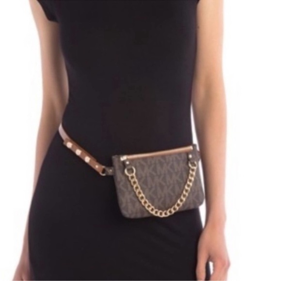 Michael Kors pull chain belt bag - Picture 8 of 9